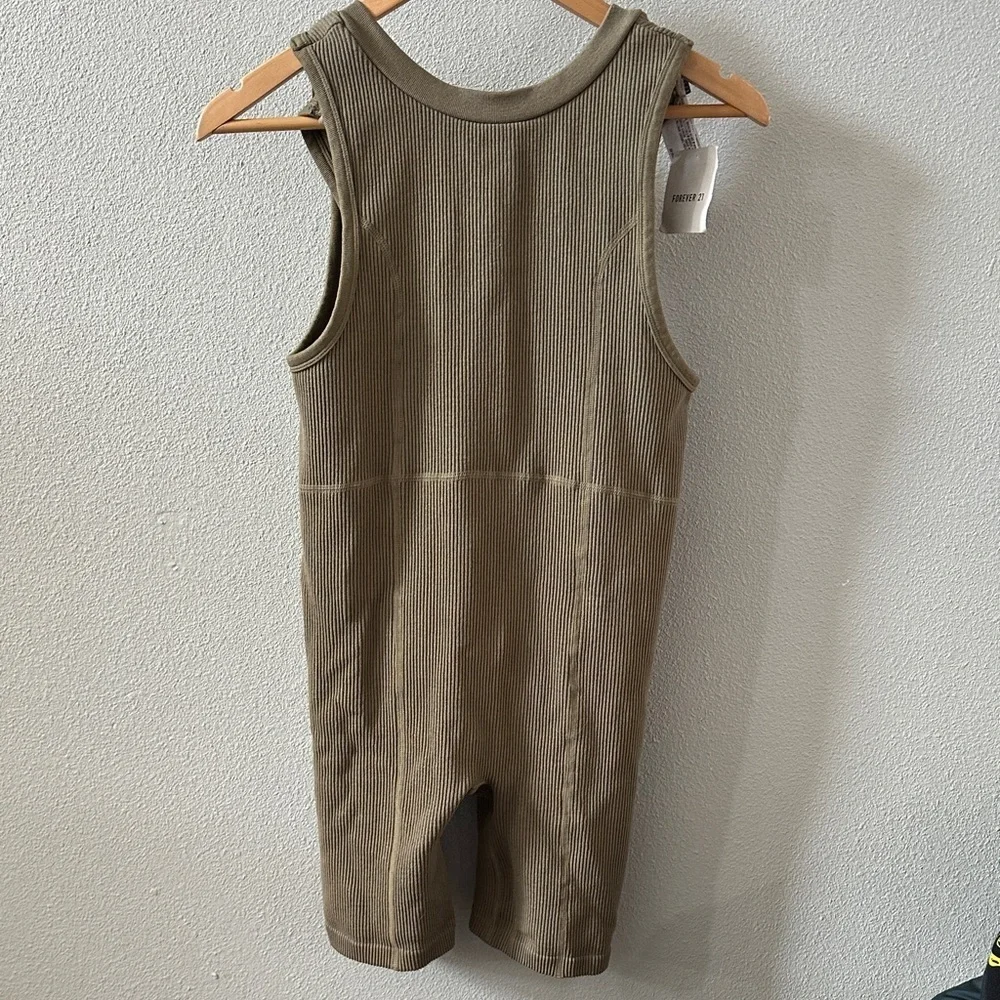 Stretch Olive green bodysuit - Picture 1 of 3